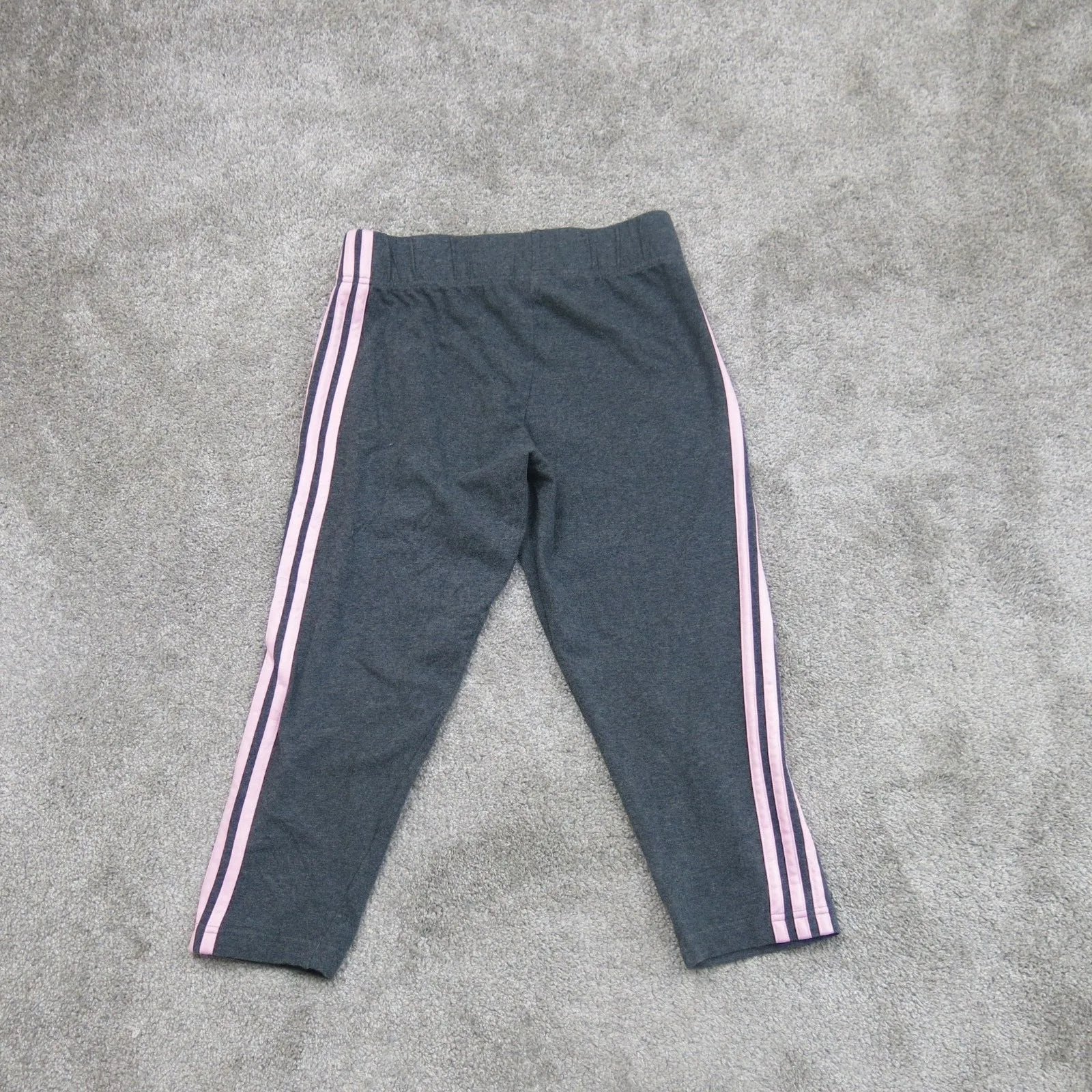 Adidas Toddler Girls Cropped Sweatpants Short  Dark Gray 3 Striped Size Medium