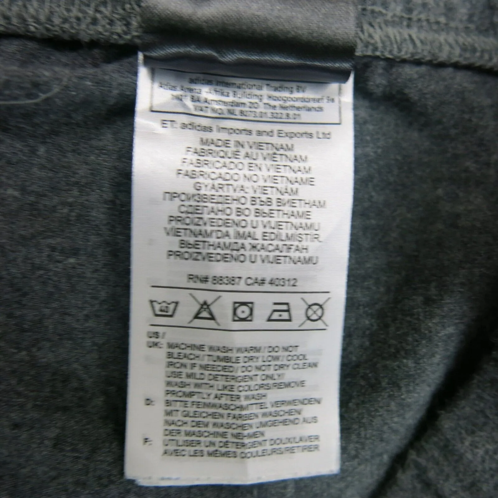 Adidas Toddler Girls Cropped Sweatpants Short  Dark Gray 3 Striped Size Medium