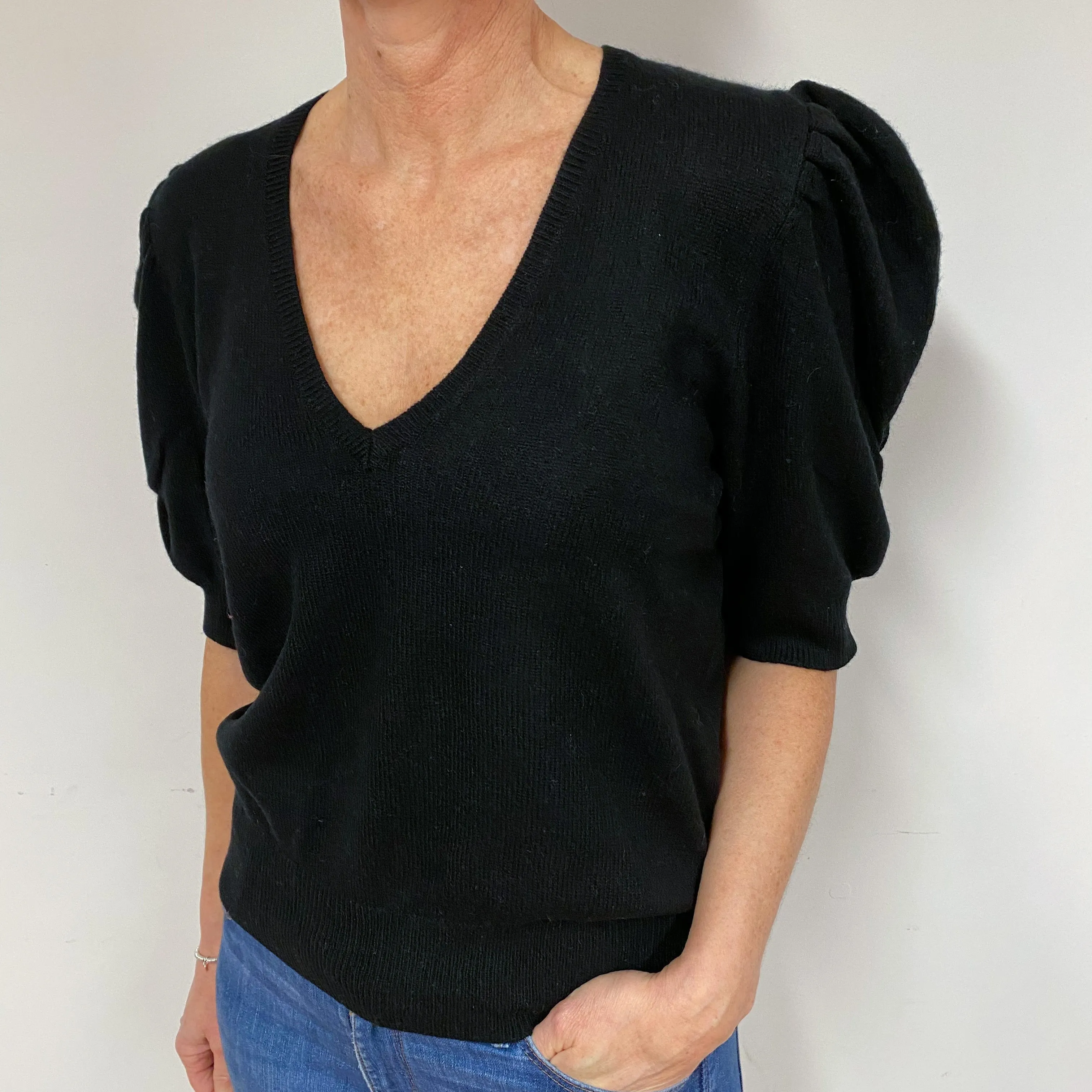 Black Cashmere Low V-Neck Jumper Medium
