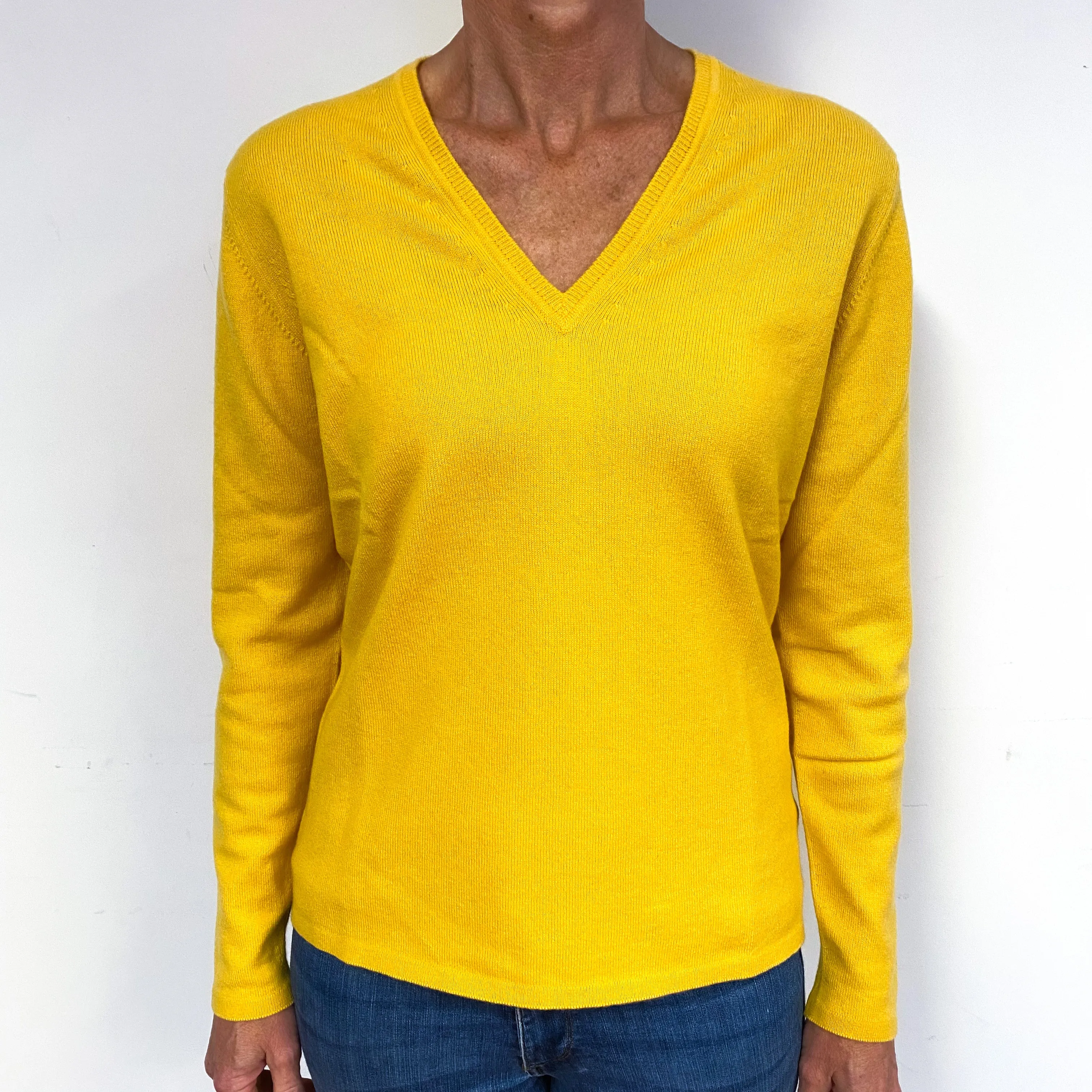 Brand New Scottish Primrose Yellow Cashmere V-Neck Jumper Medium