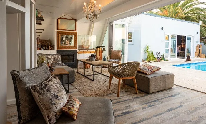 Cape Town: 1-Night Stay for Two including Breakfast at SALT Boutique Hotel