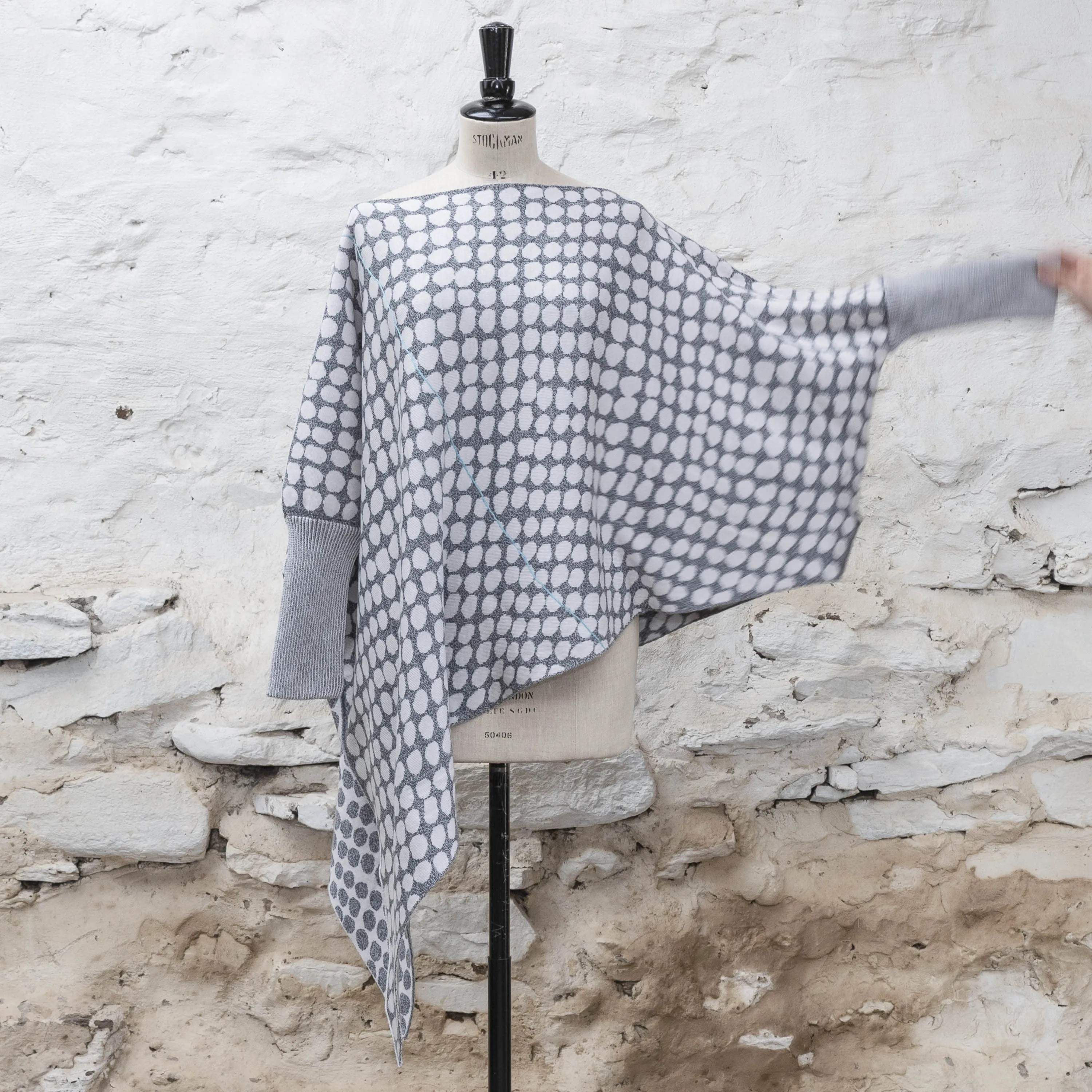 ebb-stanes triangle jumper