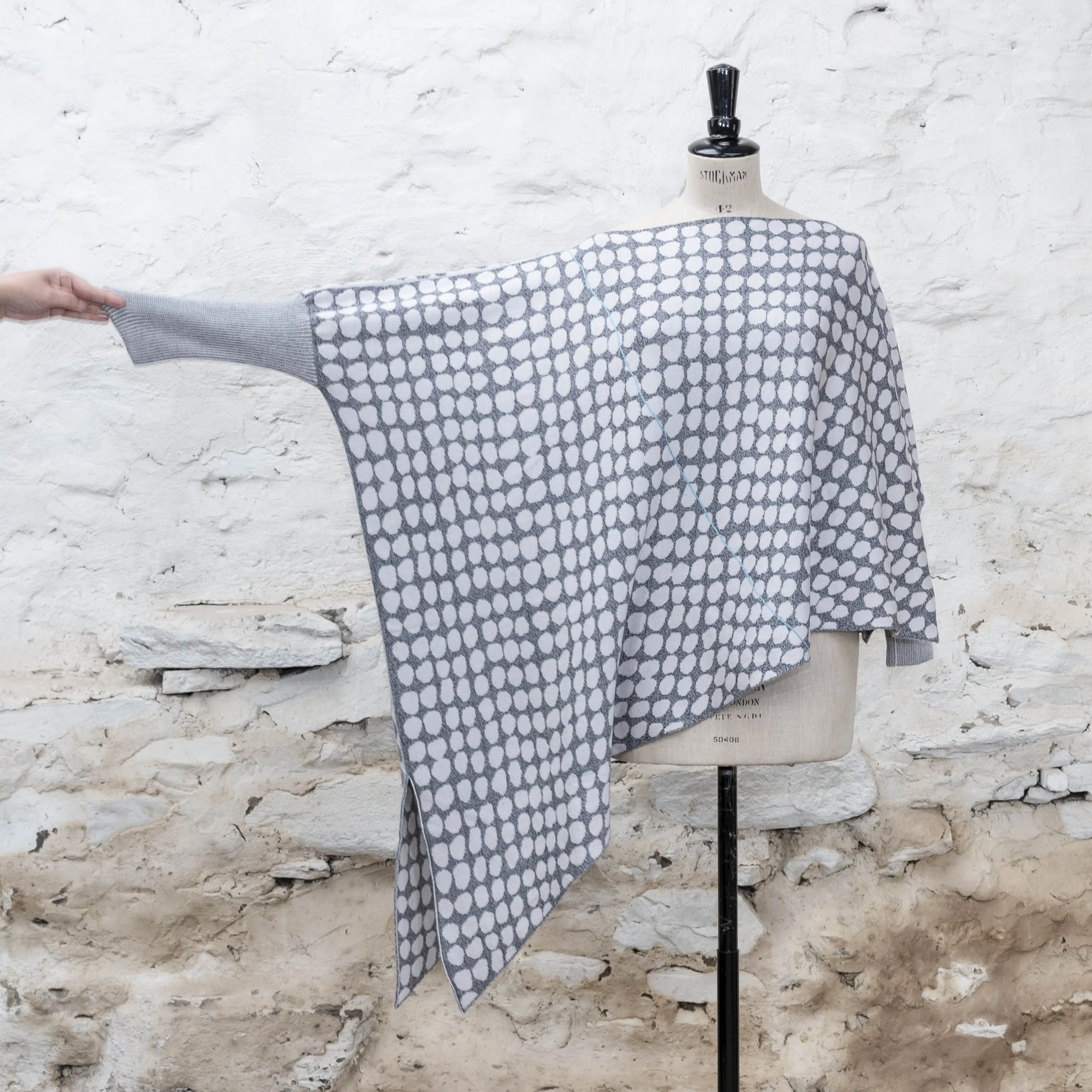 ebb-stanes triangle jumper