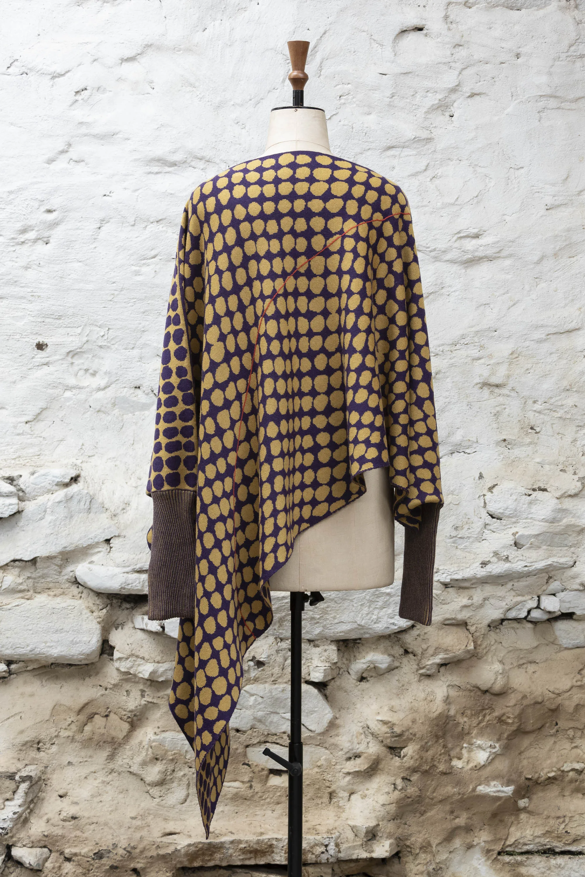 ebb-stanes triangle jumper