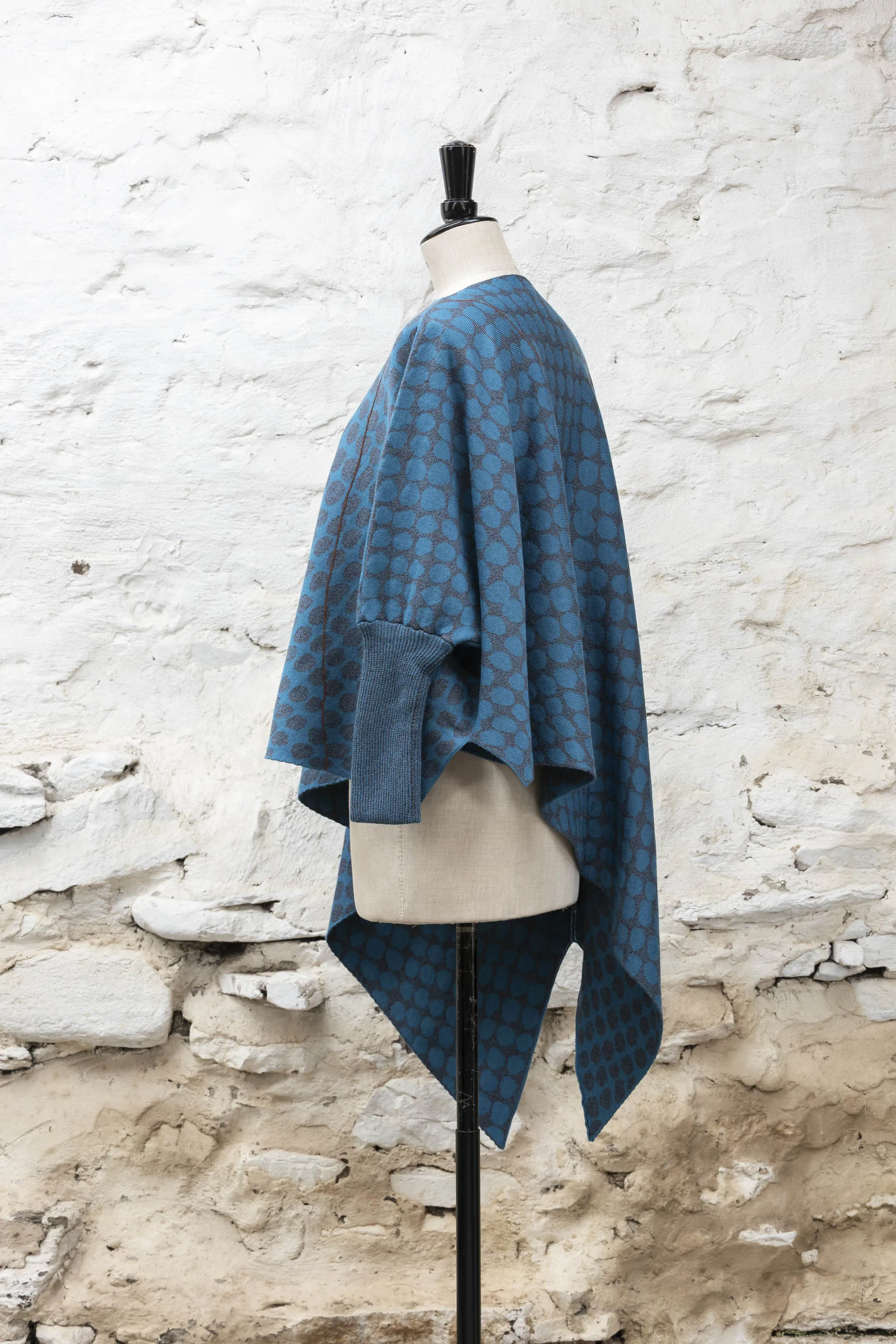 ebb-stanes triangle jumper