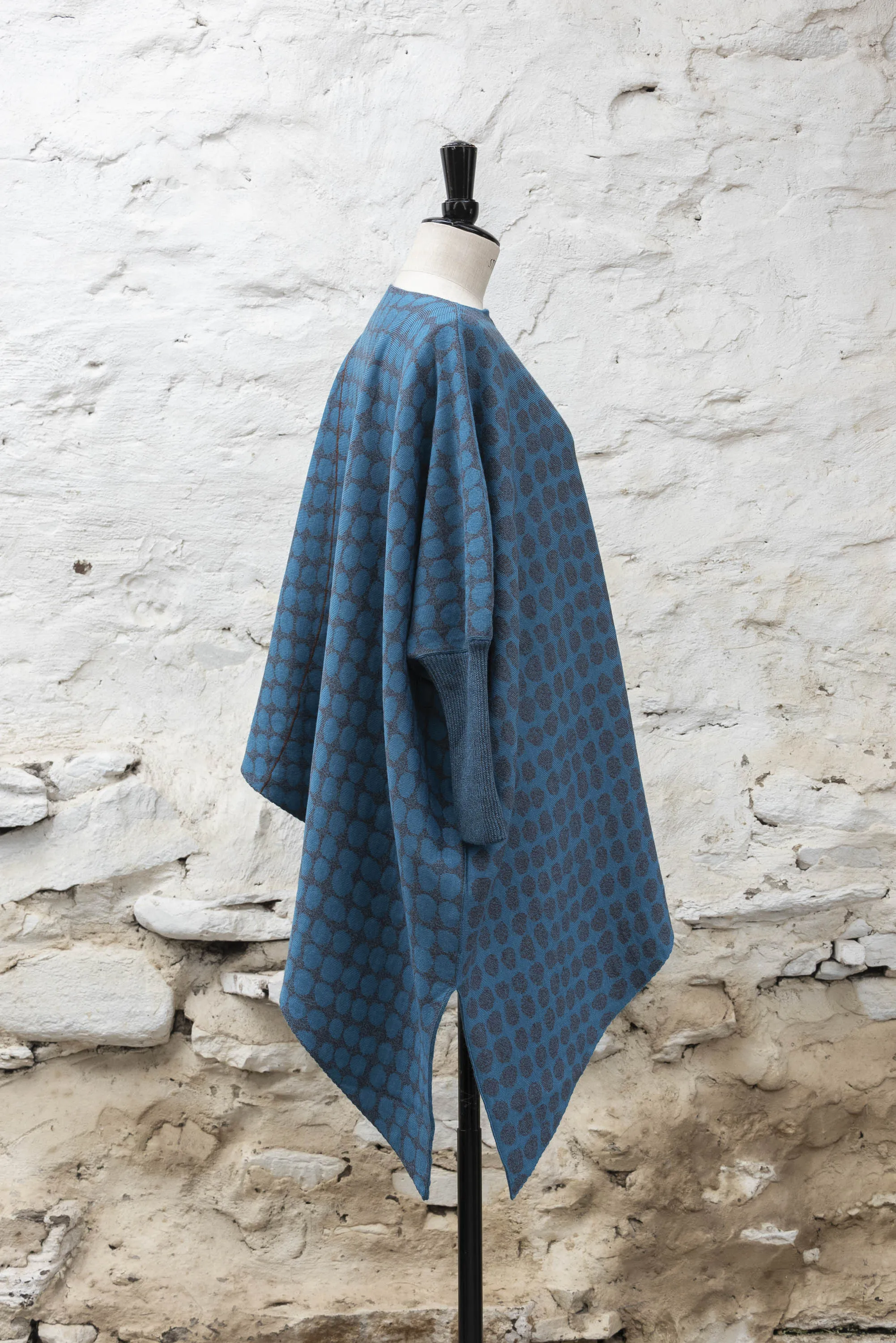 ebb-stanes triangle jumper