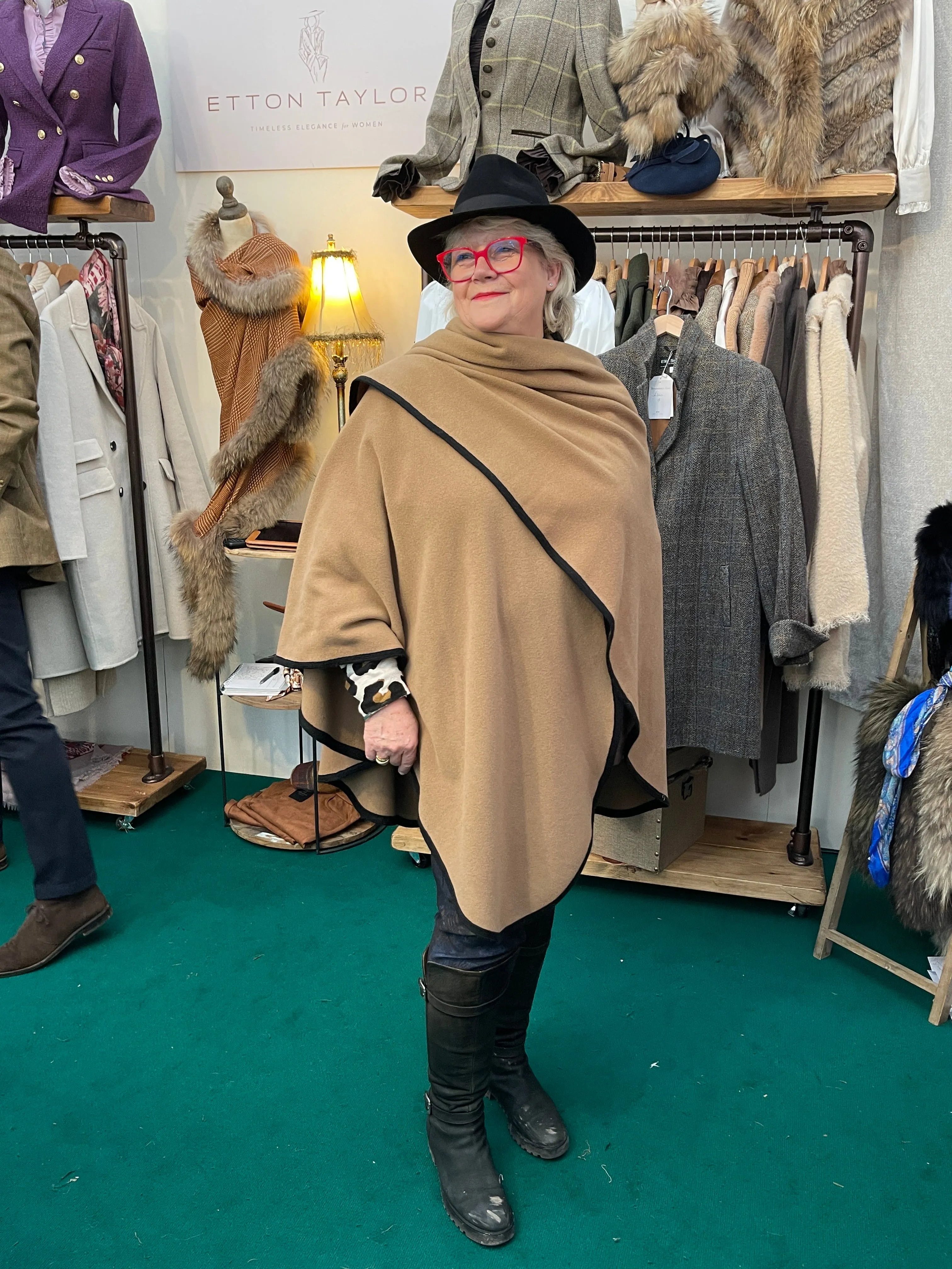 Karen Wool Cashmere Cape