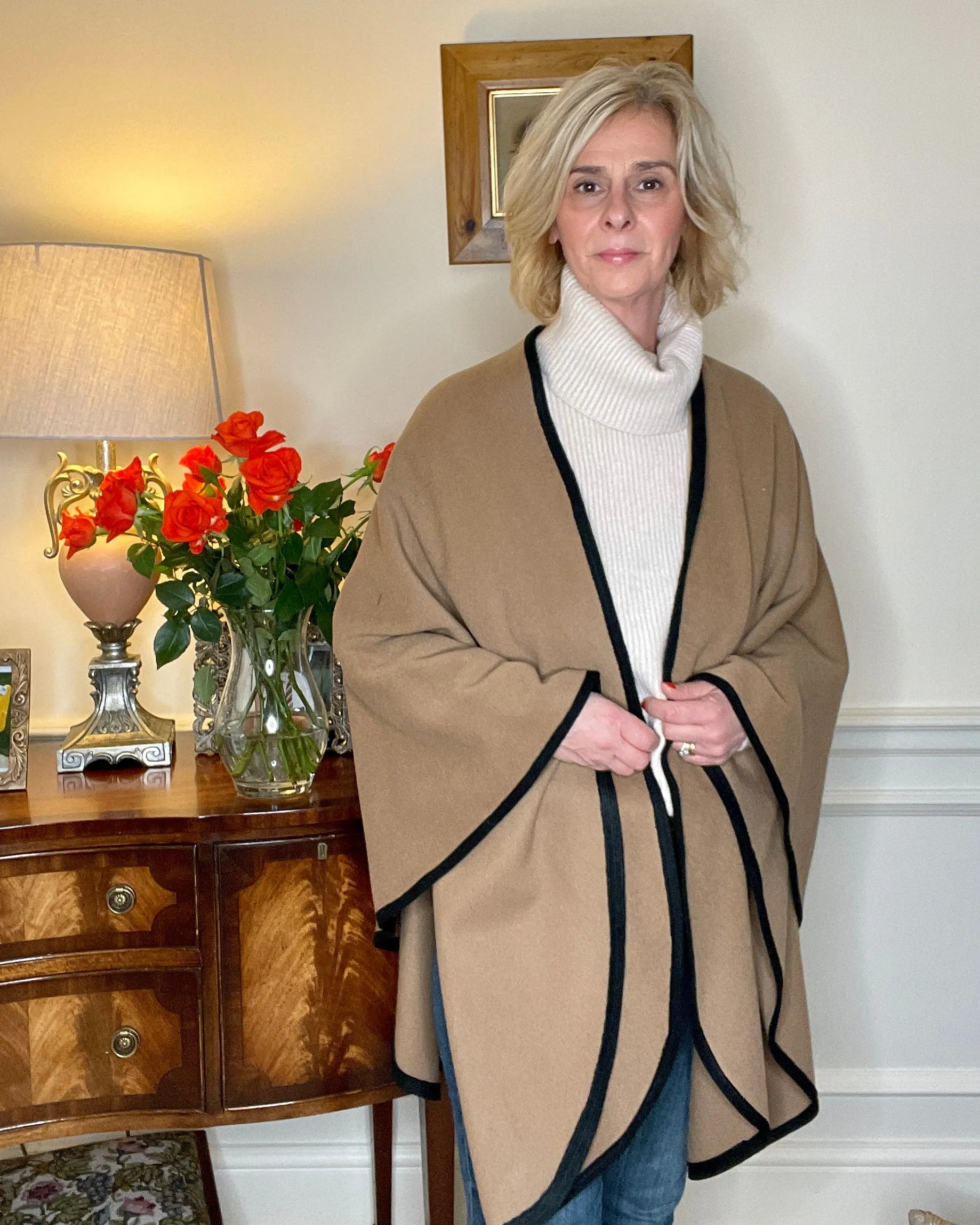 Karen Wool Cashmere Cape