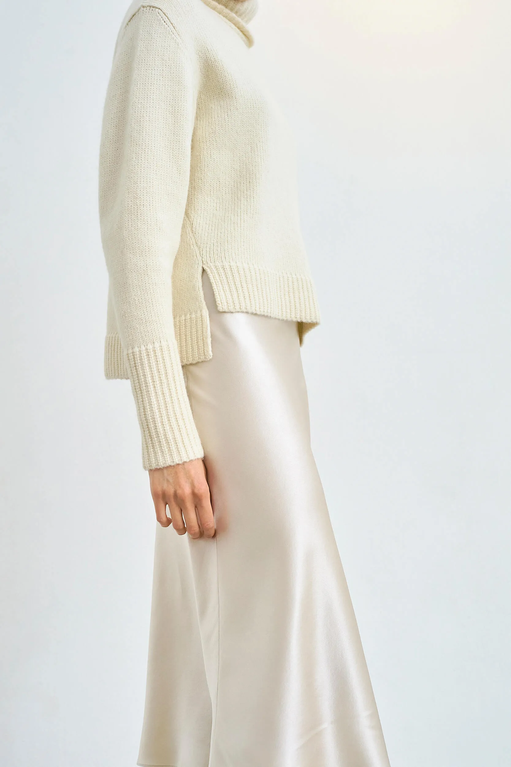 LEONORA JUMPER