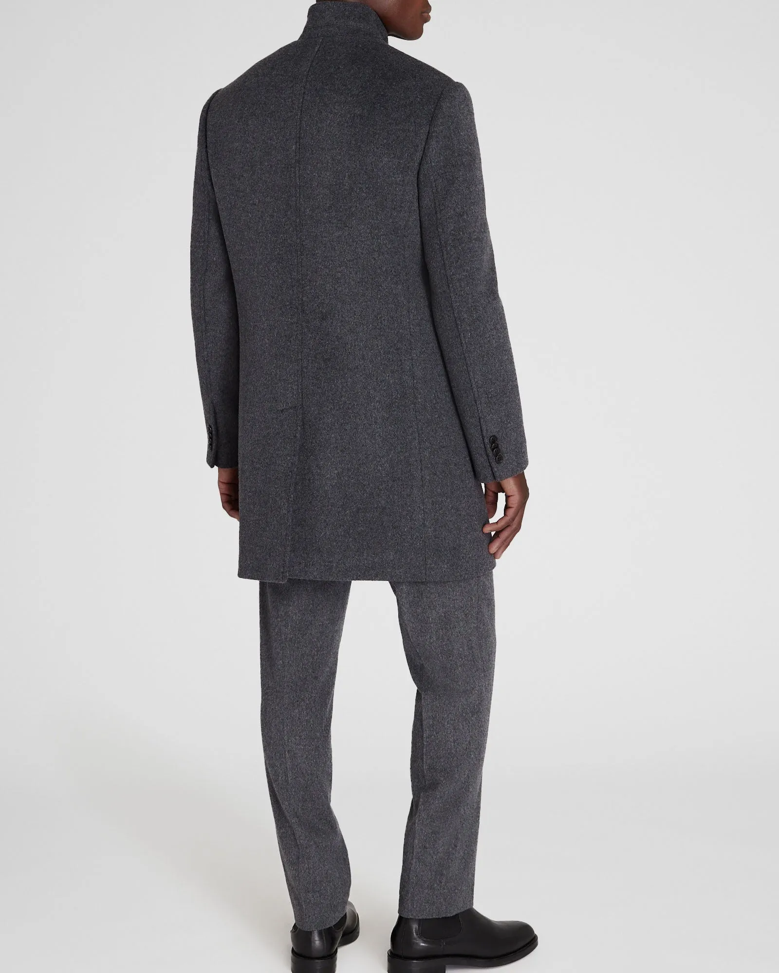 Loukas Solid Coat