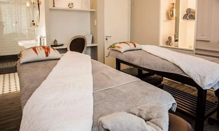 Luxury Back, Neck & Shoulder Massage with Back Scrub & Exfoliation