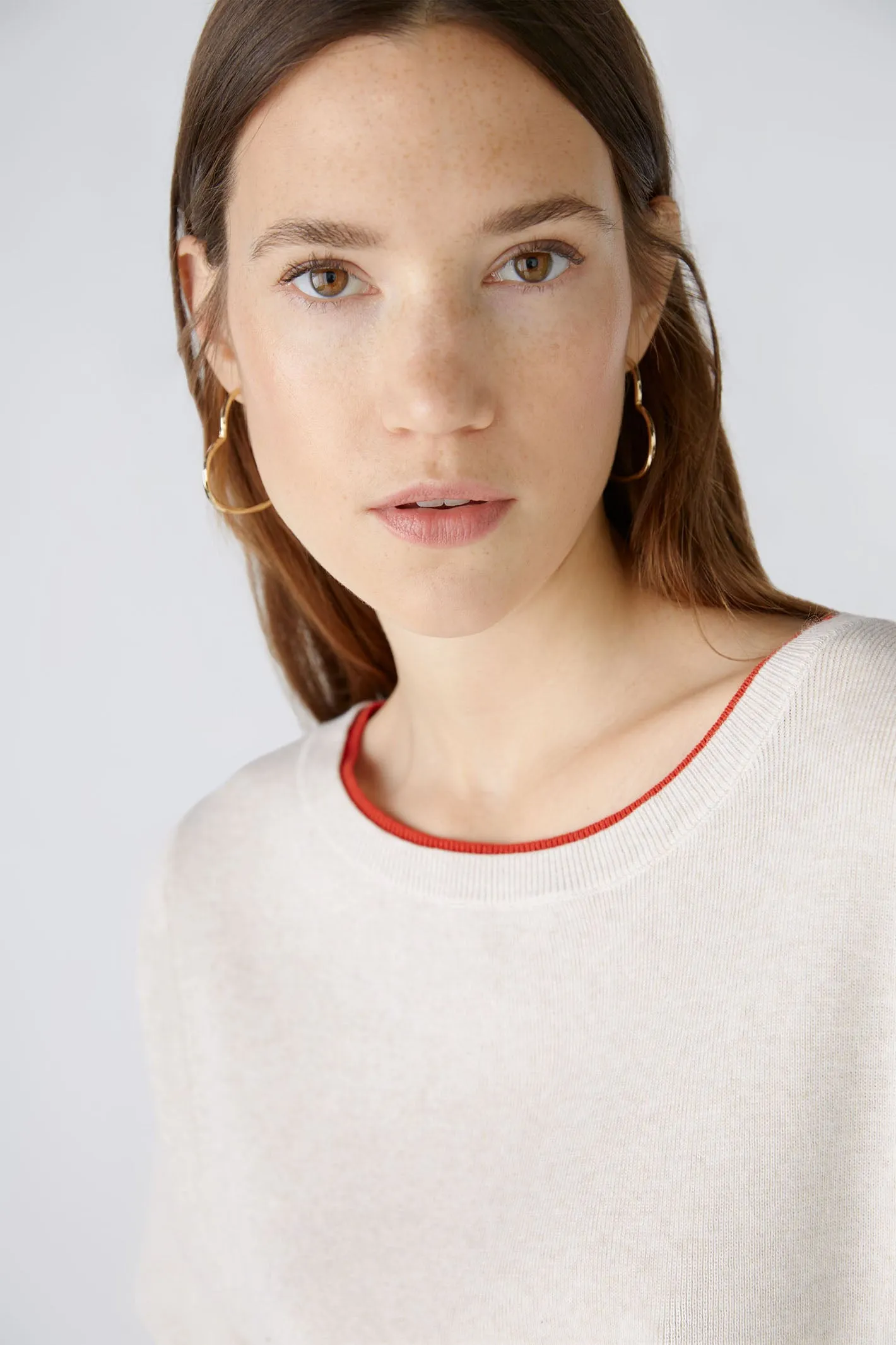 Oui 86667 Oatmeal Red Wide Neck Heart Hem Jumper