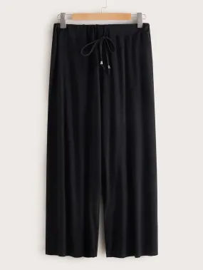 Plain Drawstring Capris Plus Size Sweatpants