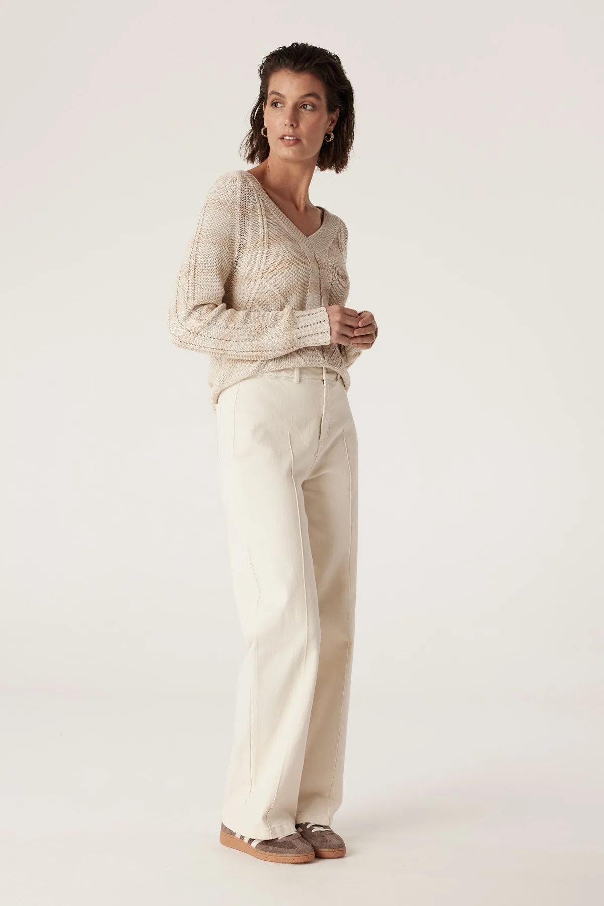 Raffles V Neck Jumper - Natural Stripe