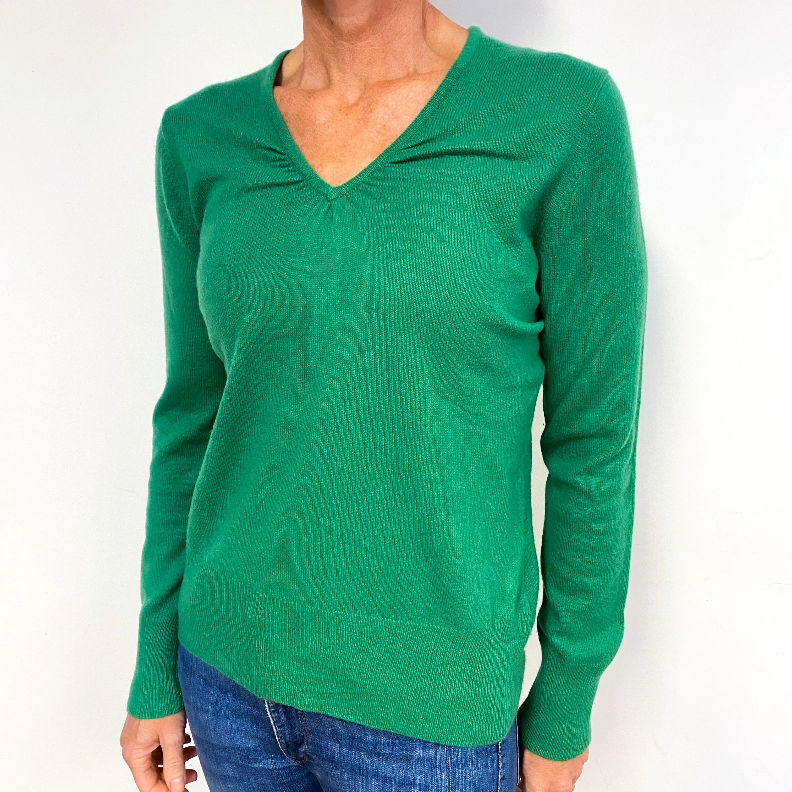 Shamrock Green Pleated Neckline Cashmere V-Neck Jumper Medium