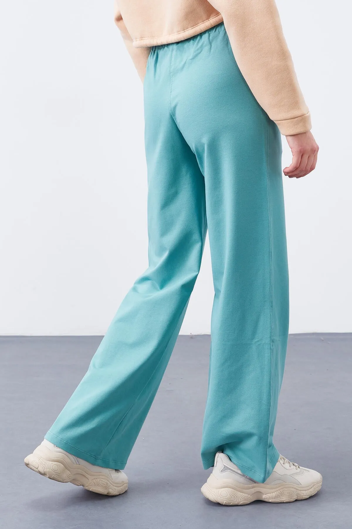 TMY Mint Green High Waisted Pocketed Comfort Fit Wide Leg Women's Sweatpants - 94567 - Lochau