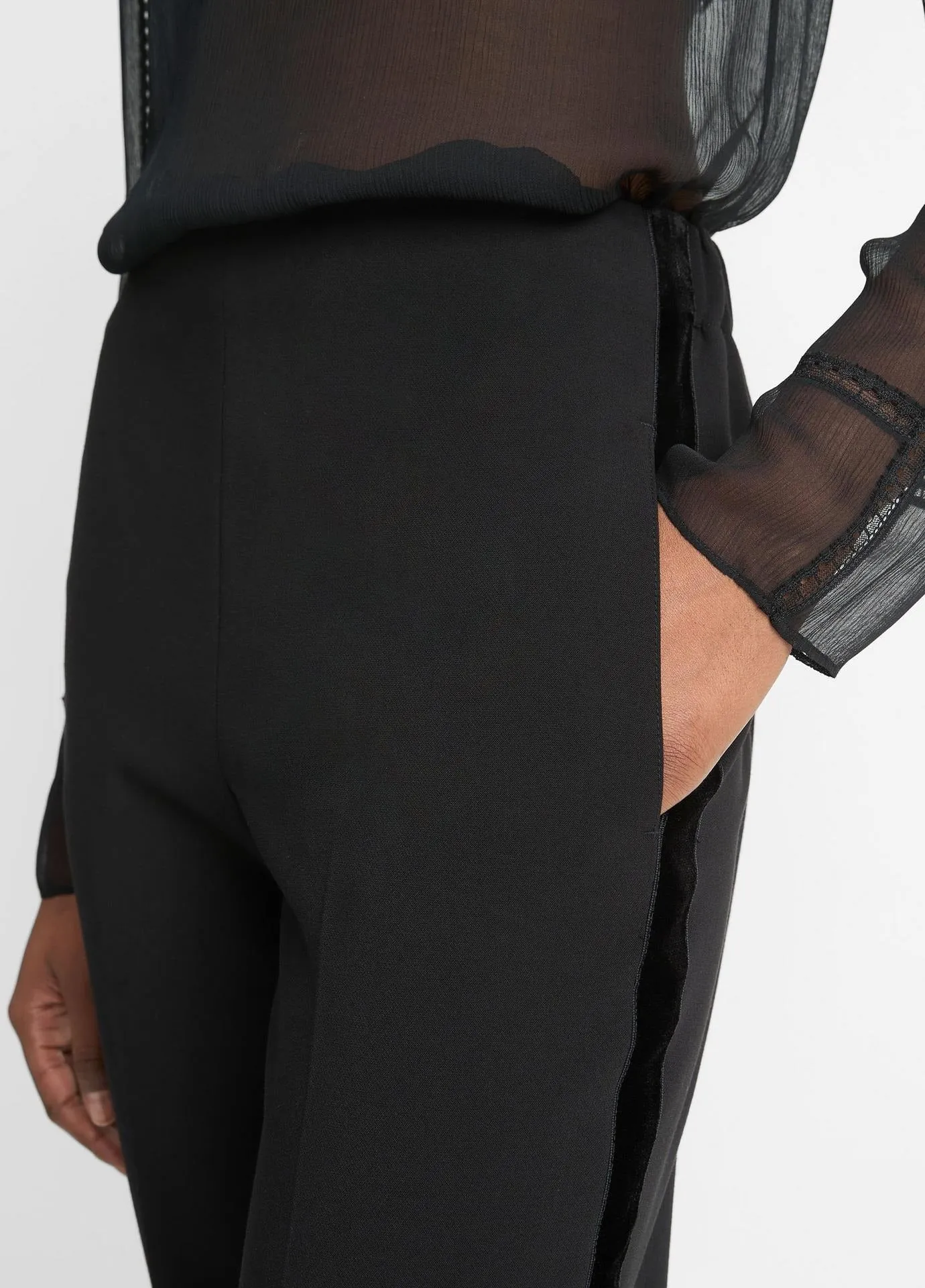 Vince Mid Rise Velvet Trim Pull On Pant in Black