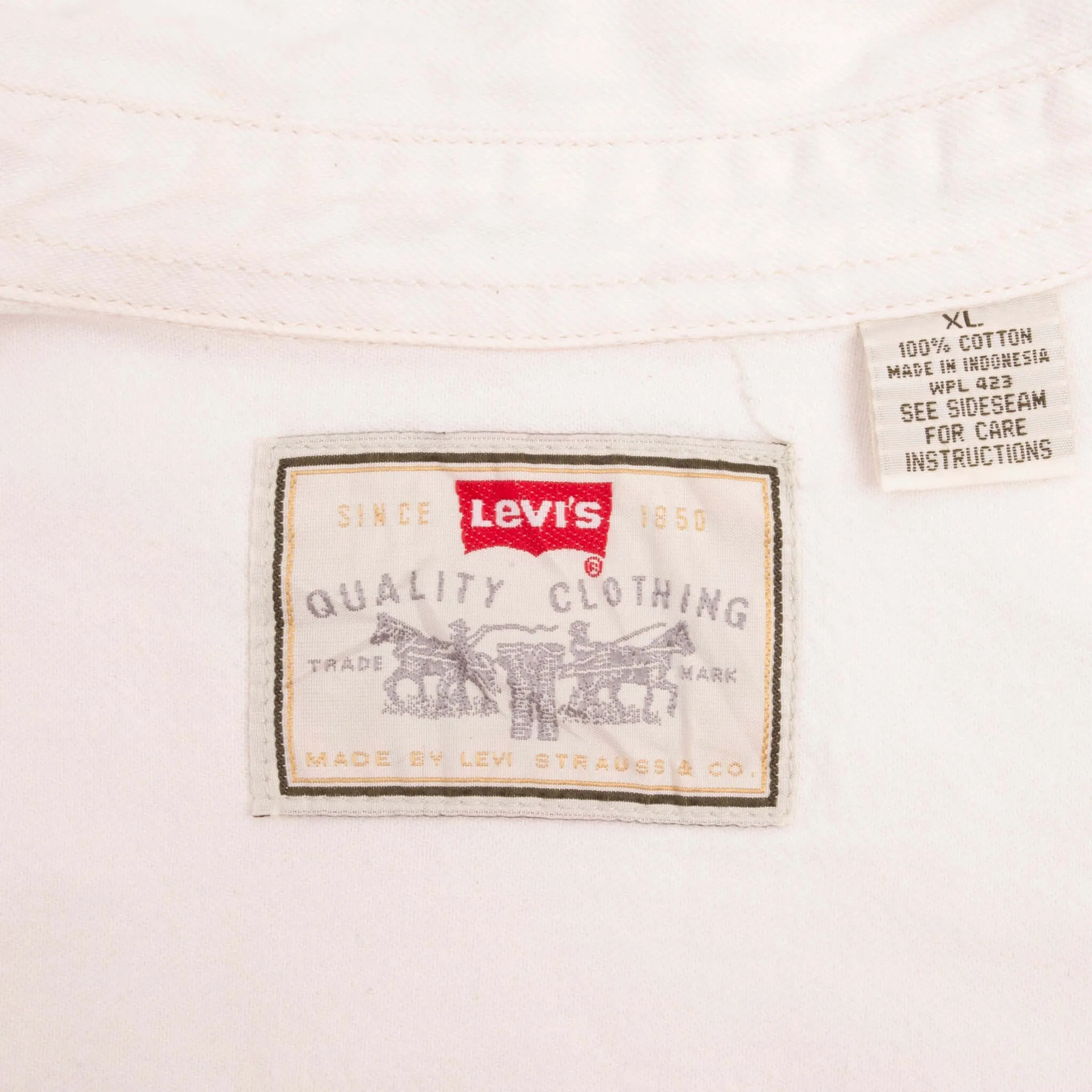 VINTAGE LEVIS RED TAB DENIM WHITE POCKET SHIRT 1990S SIZE XL